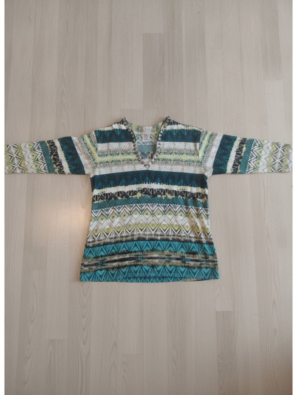 Ruby Rd. Petite PXL Aztec Geometric Print Embellished V-Neck Top 3/4 Sleeve